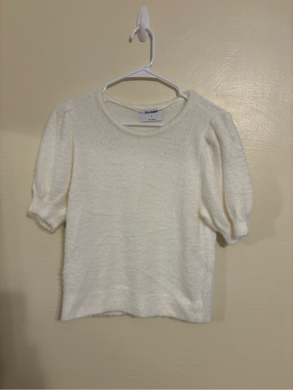 Old Navy Ivory Fuzzy Puff Sleeve Sweater Top Medium